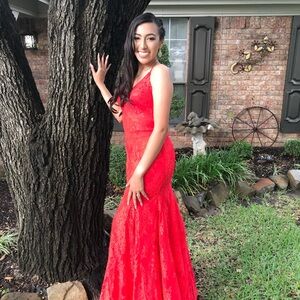 Elegant Red Lace Evening Gown